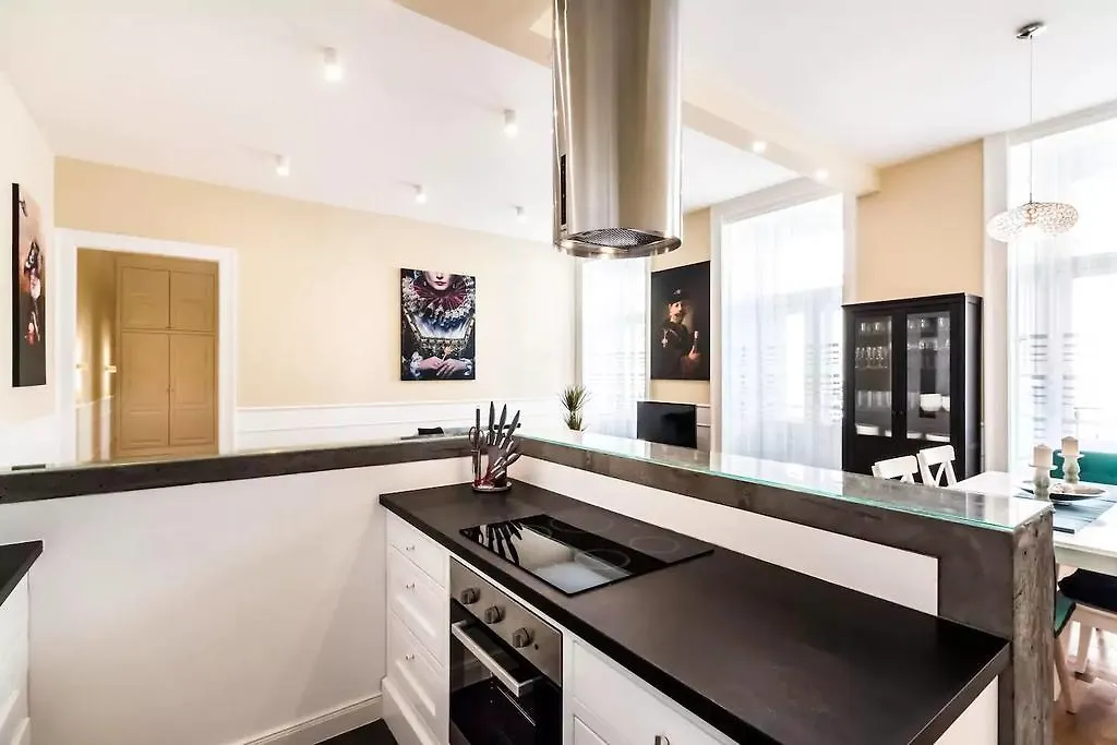 Ventura Ridge Apartment Boedapest