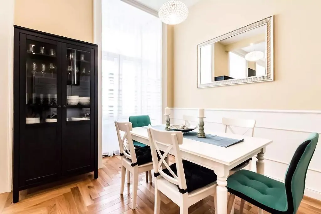 Ventura Ridge Apartment Boedapest